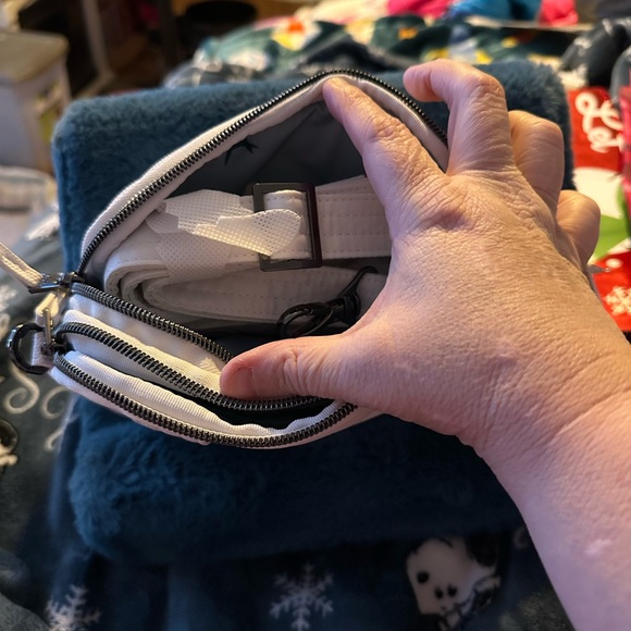 Lug matte luxe coupe in white - Picture 4 of 7